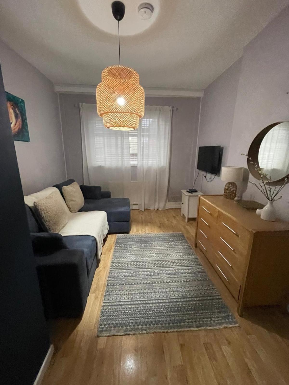 Cozy Hidden Gem In The Bay 10 Mins Walk From Wmc With Parking * Cardiff