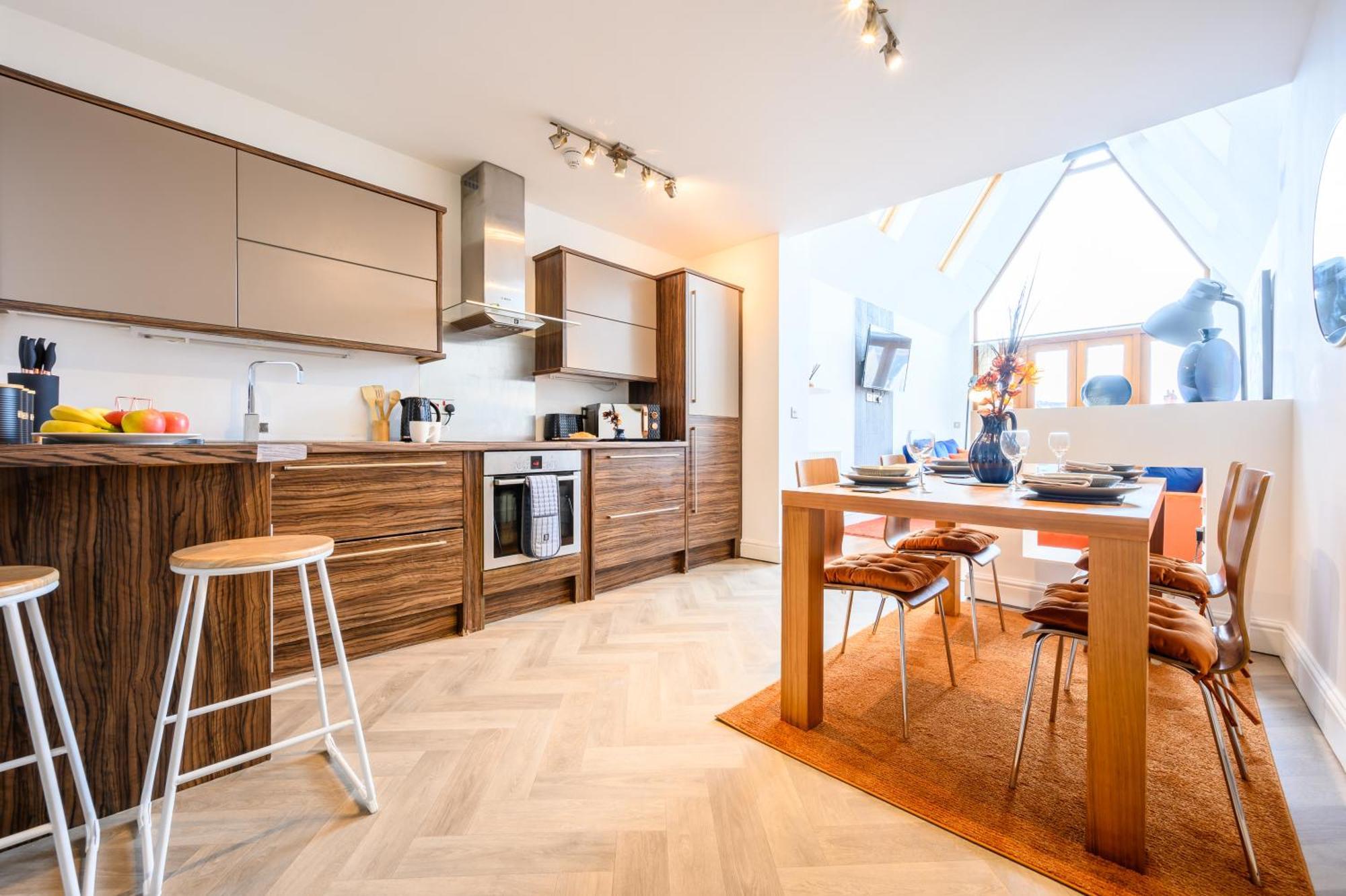 Llandaff Lofts By Ty Sa - 2 Bed With Terrace - Wifi Cardiff
