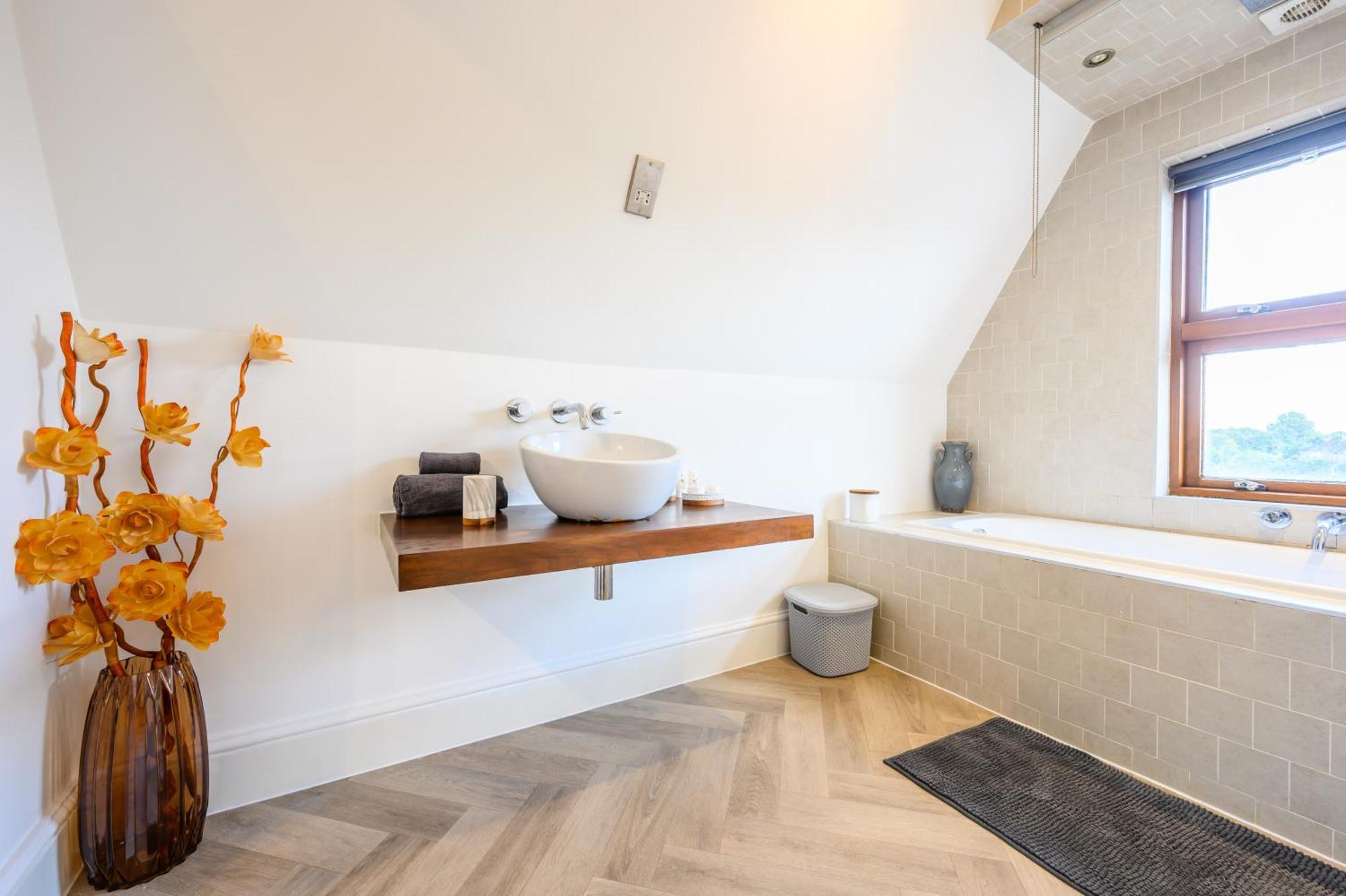 Llandaff Lofts By Ty Sa - 2 Bed With Terrace - Wifi Apartment