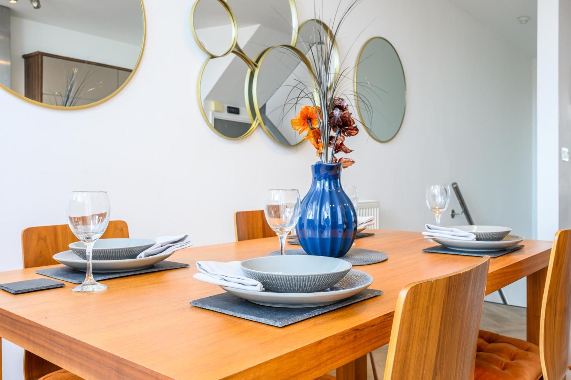 Llandaff Lofts By Ty Sa - 2 Bed With Terrace - Wifi Apartment Cardiff