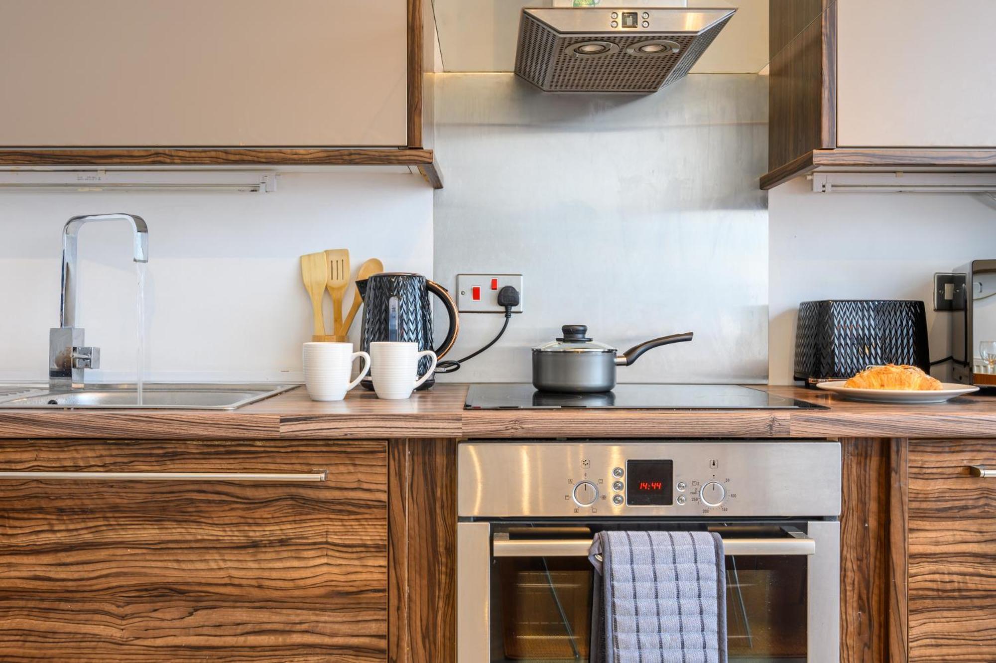 Llandaff Lofts By Ty Sa - 2 Bed With Terrace - Wifi