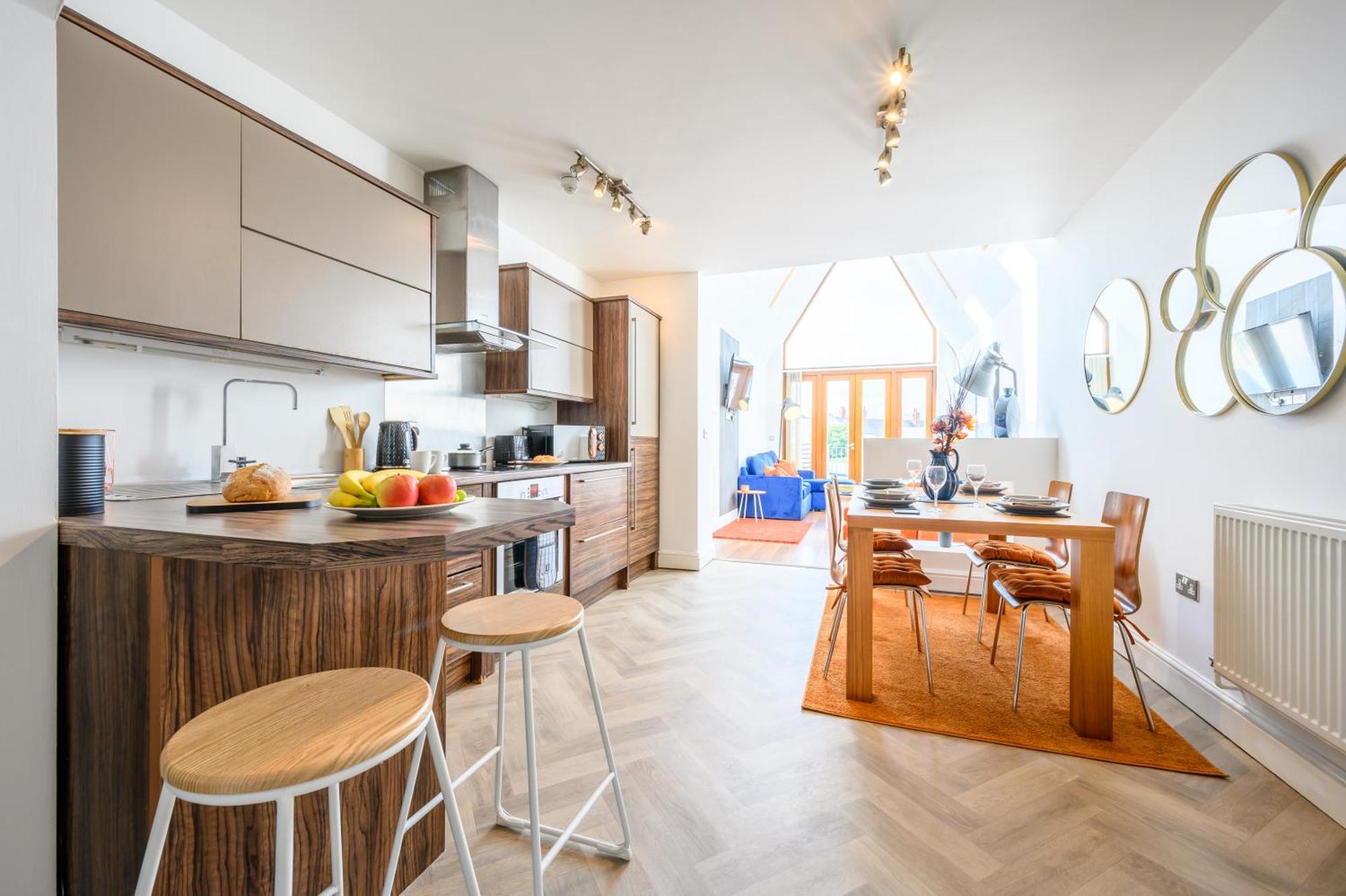 Llandaff Lofts By Ty Sa - 2 Bed With Terrace - Wifi Apartment Cardiff