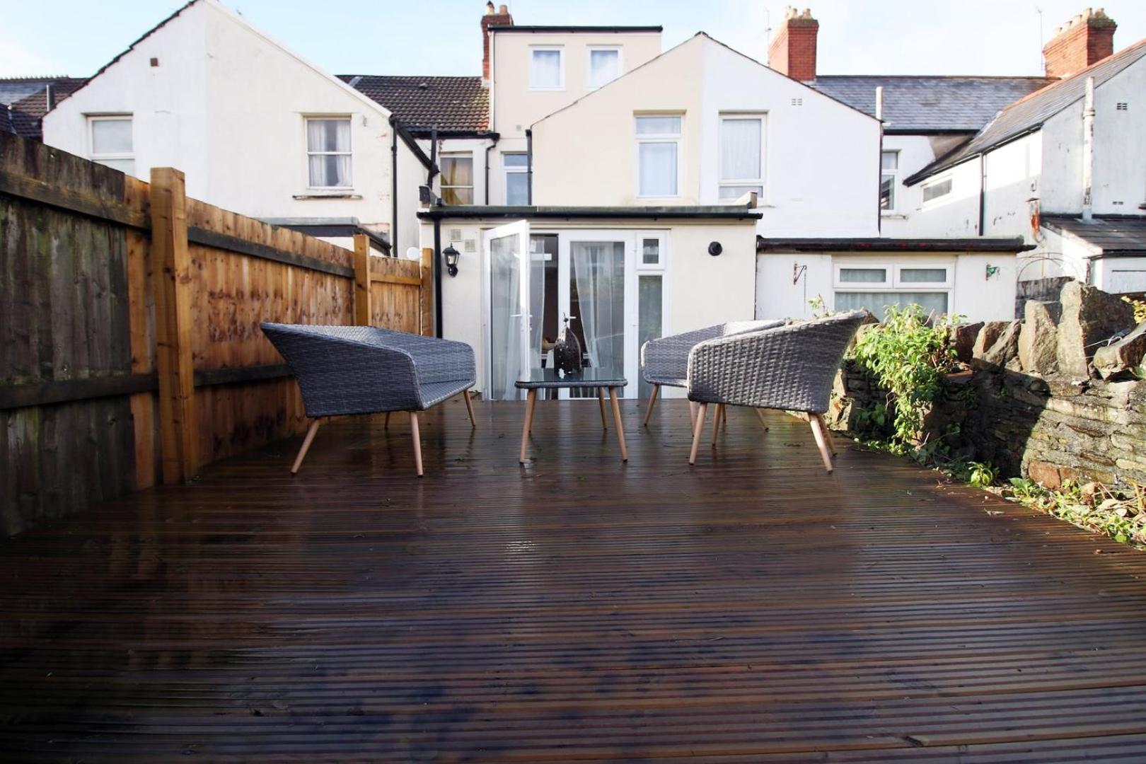 Getaway | Center | Free Parking * Cardiff