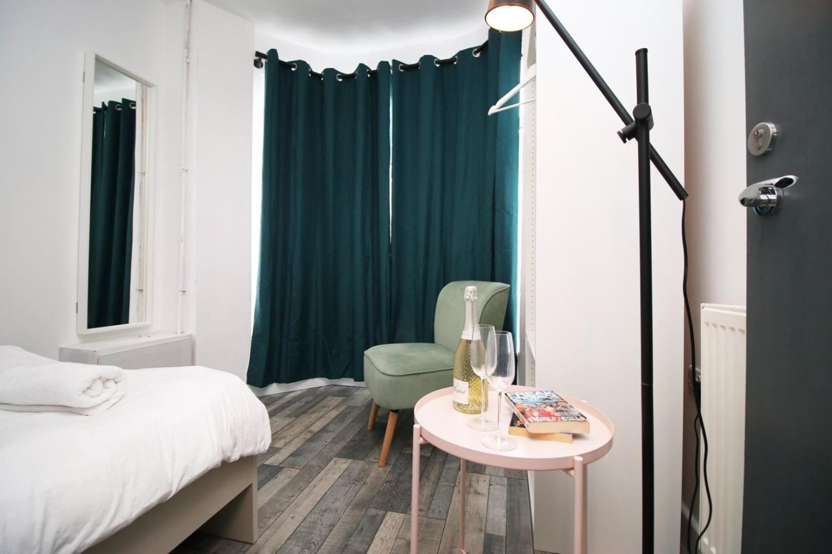 Apartment Getaway | Center | Free Parking Cardiff