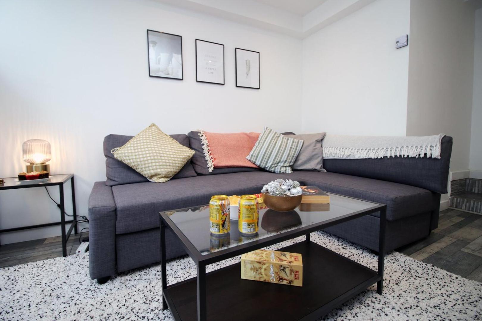 Getaway | Center | Free Parking