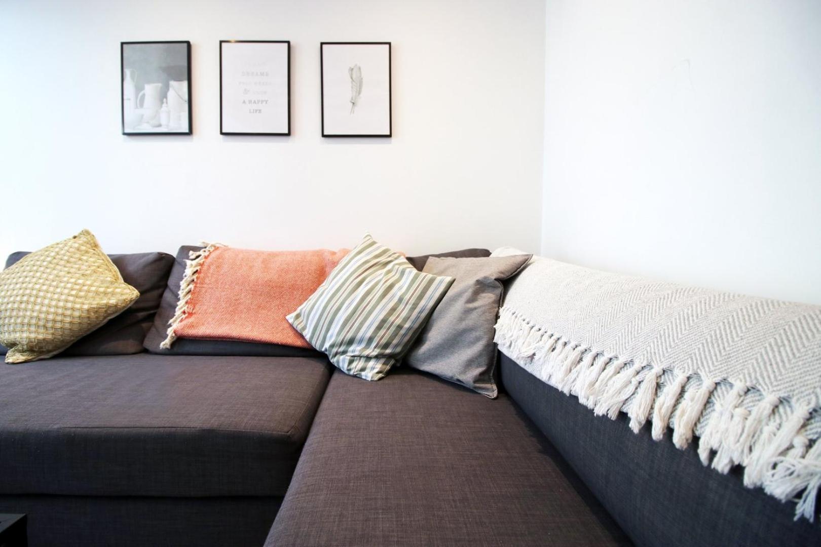 Apartment Getaway | Center | Free Parking *