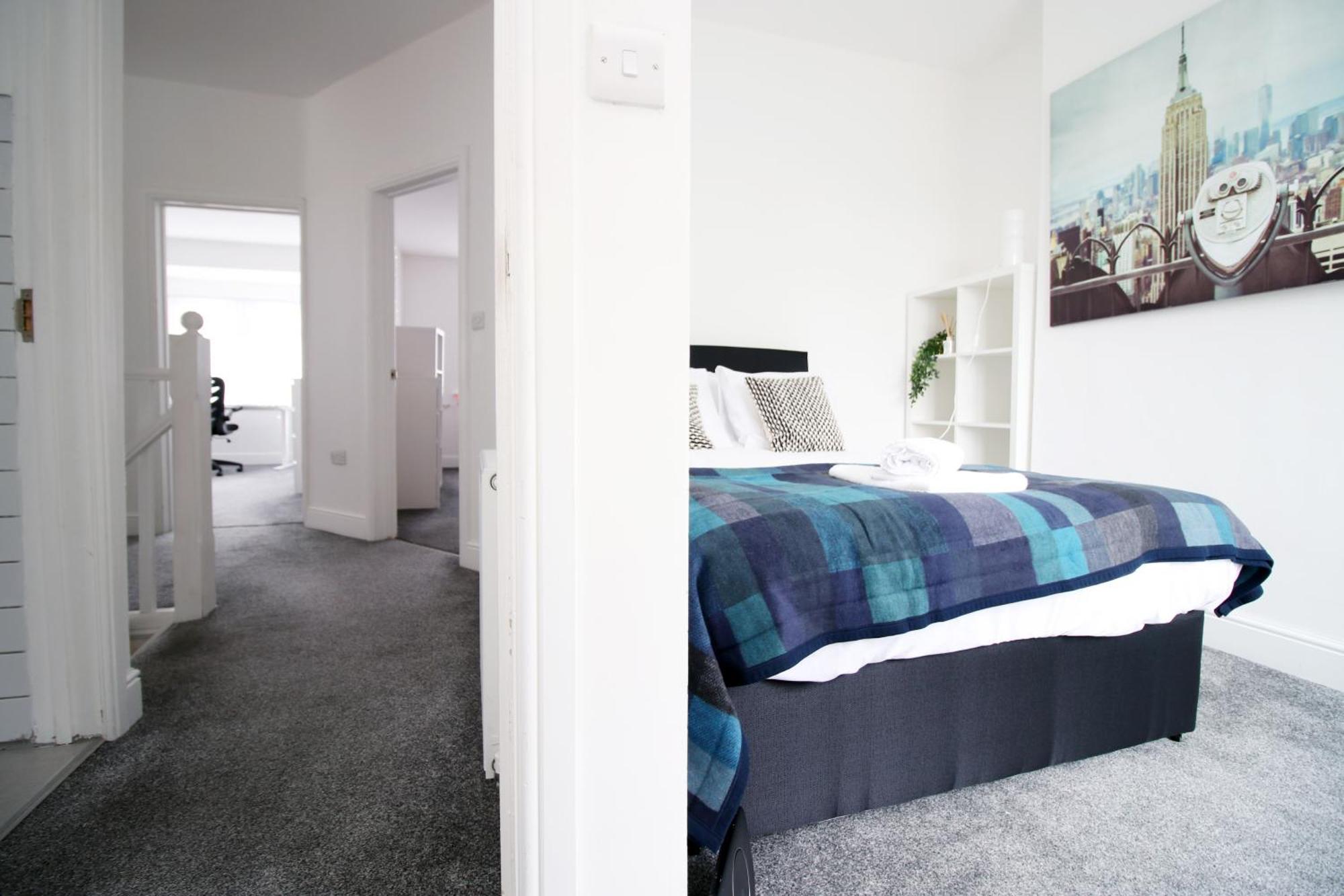 Royal Oak House By Ty Sa - 5 Bedroom House Guest house Cardiff