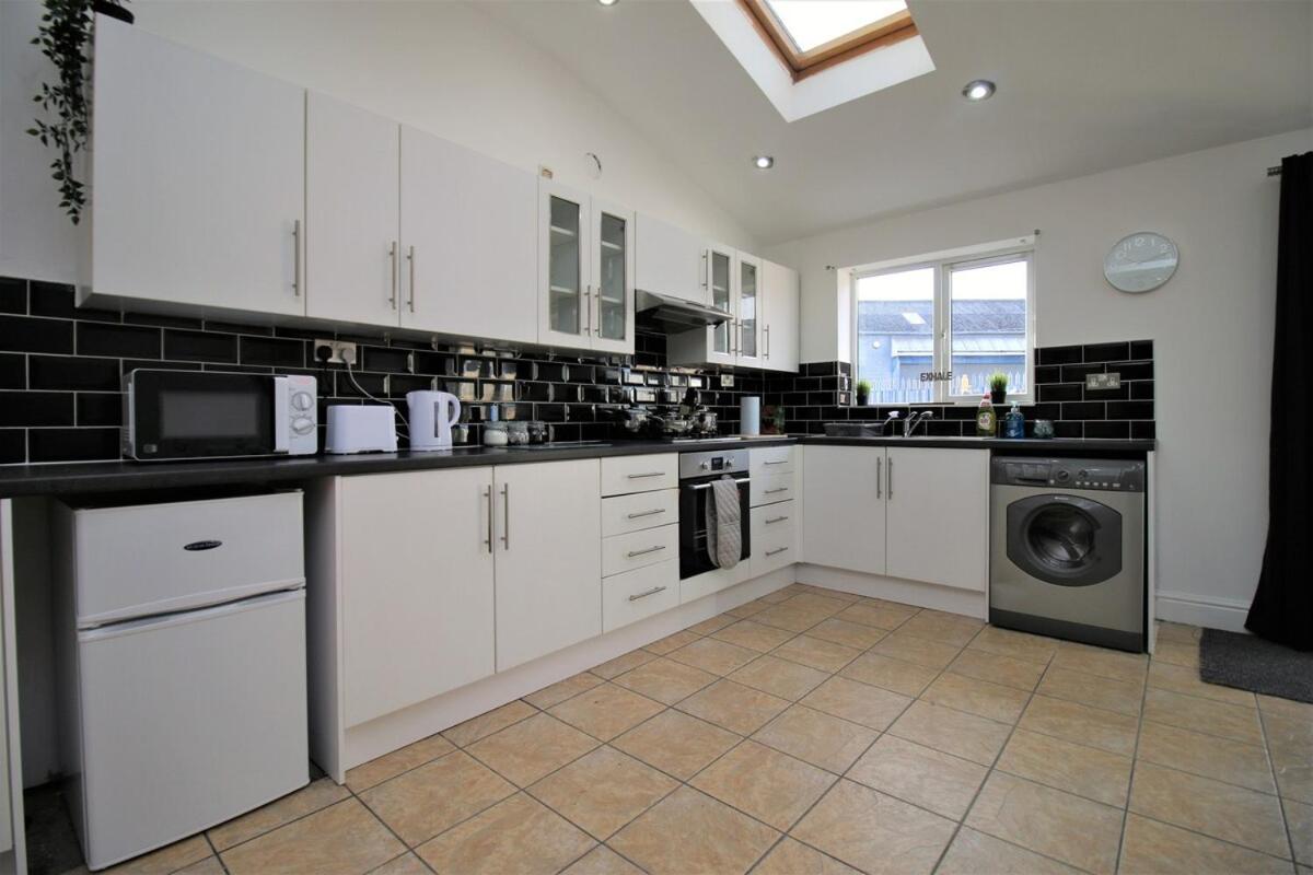 Holiday home Big Value Big House By Promise Cardiff