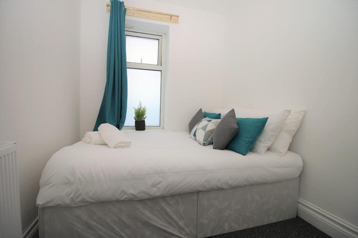 Big Value Big House By Promise * Cardiff