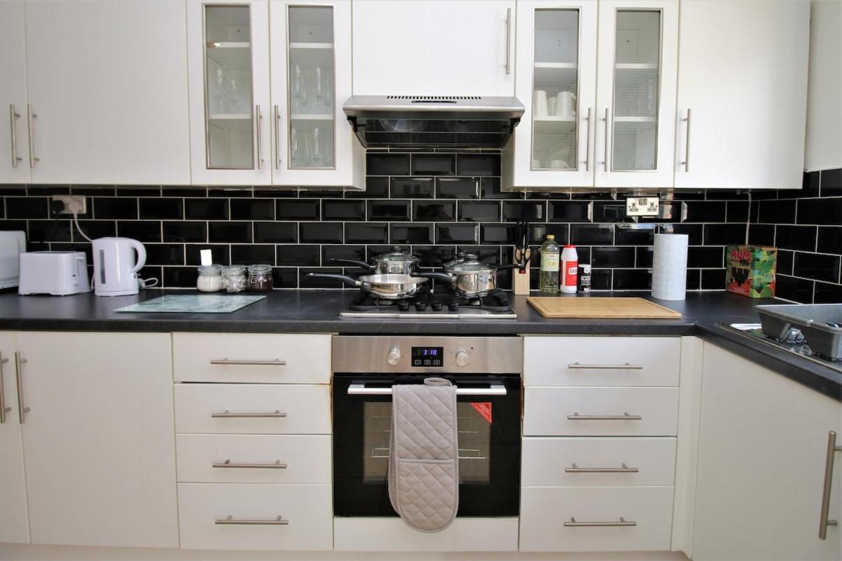 Holiday home Big Value Big House By Promise Cardiff