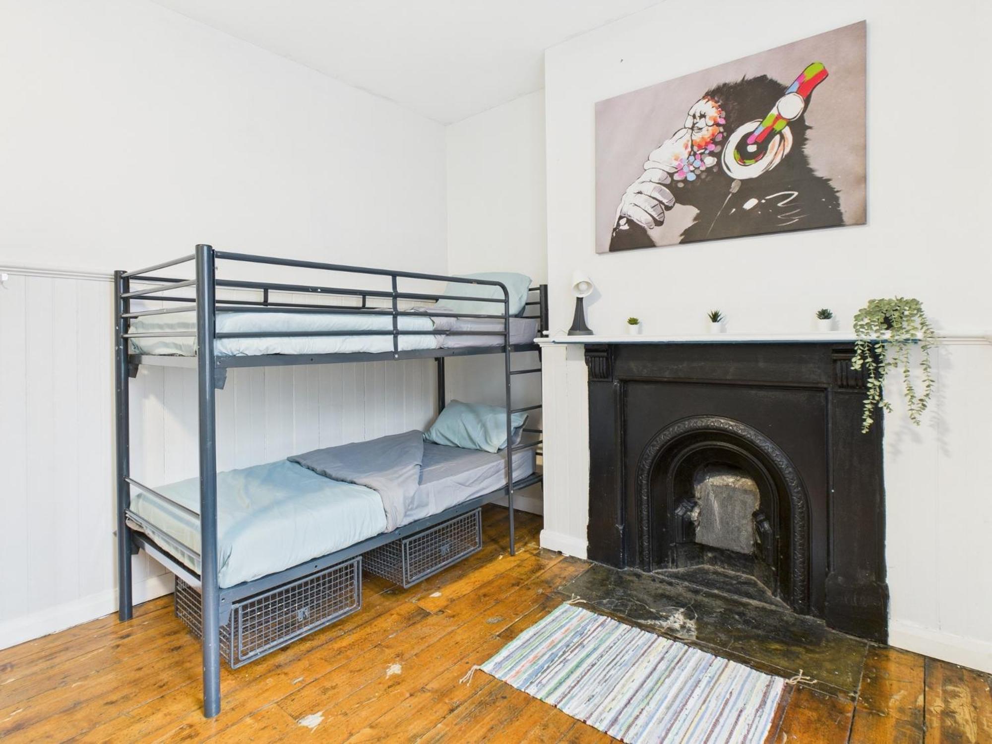 Bunkhouse Hostel *