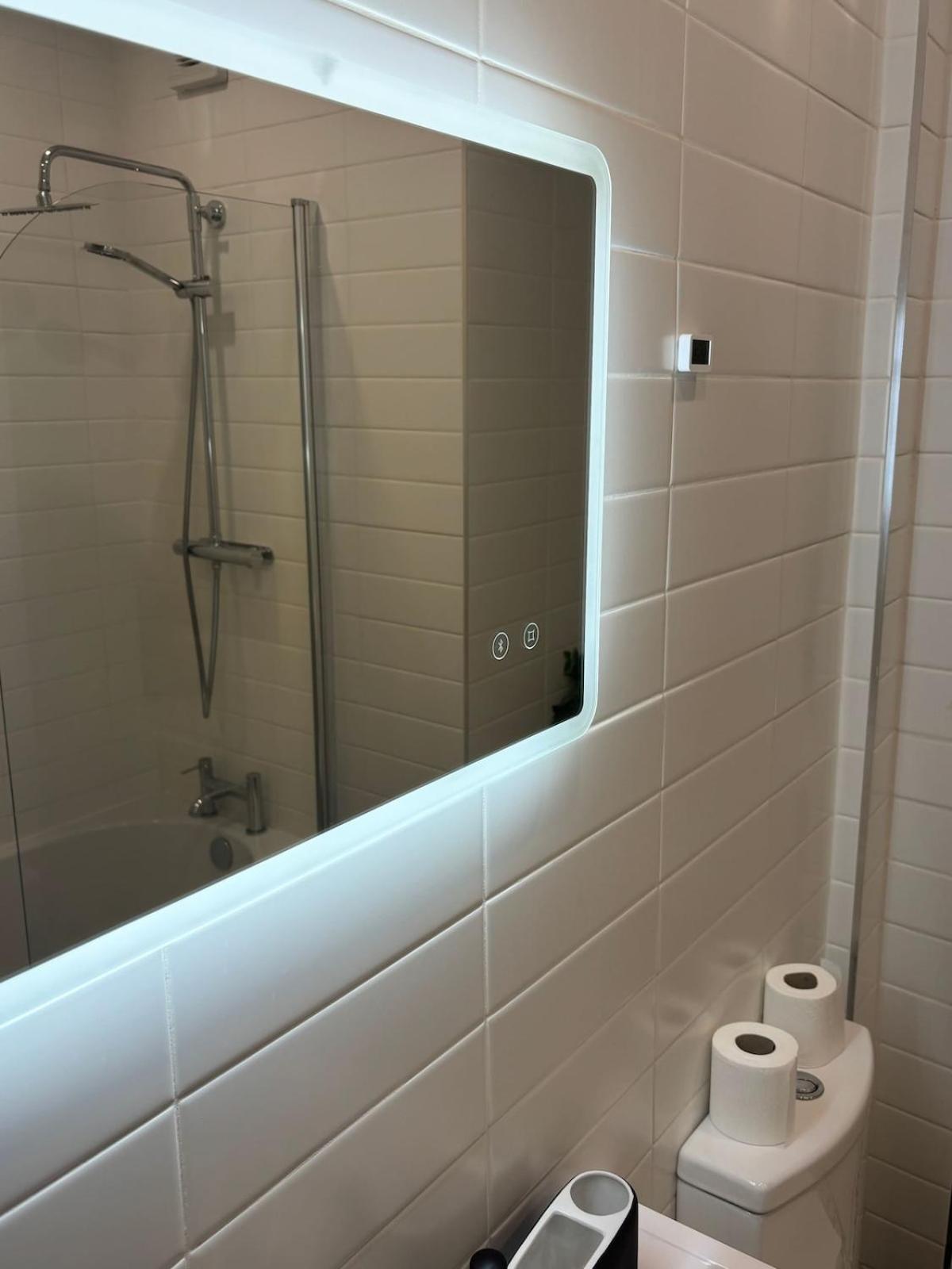 Stylish Flat Near Centre