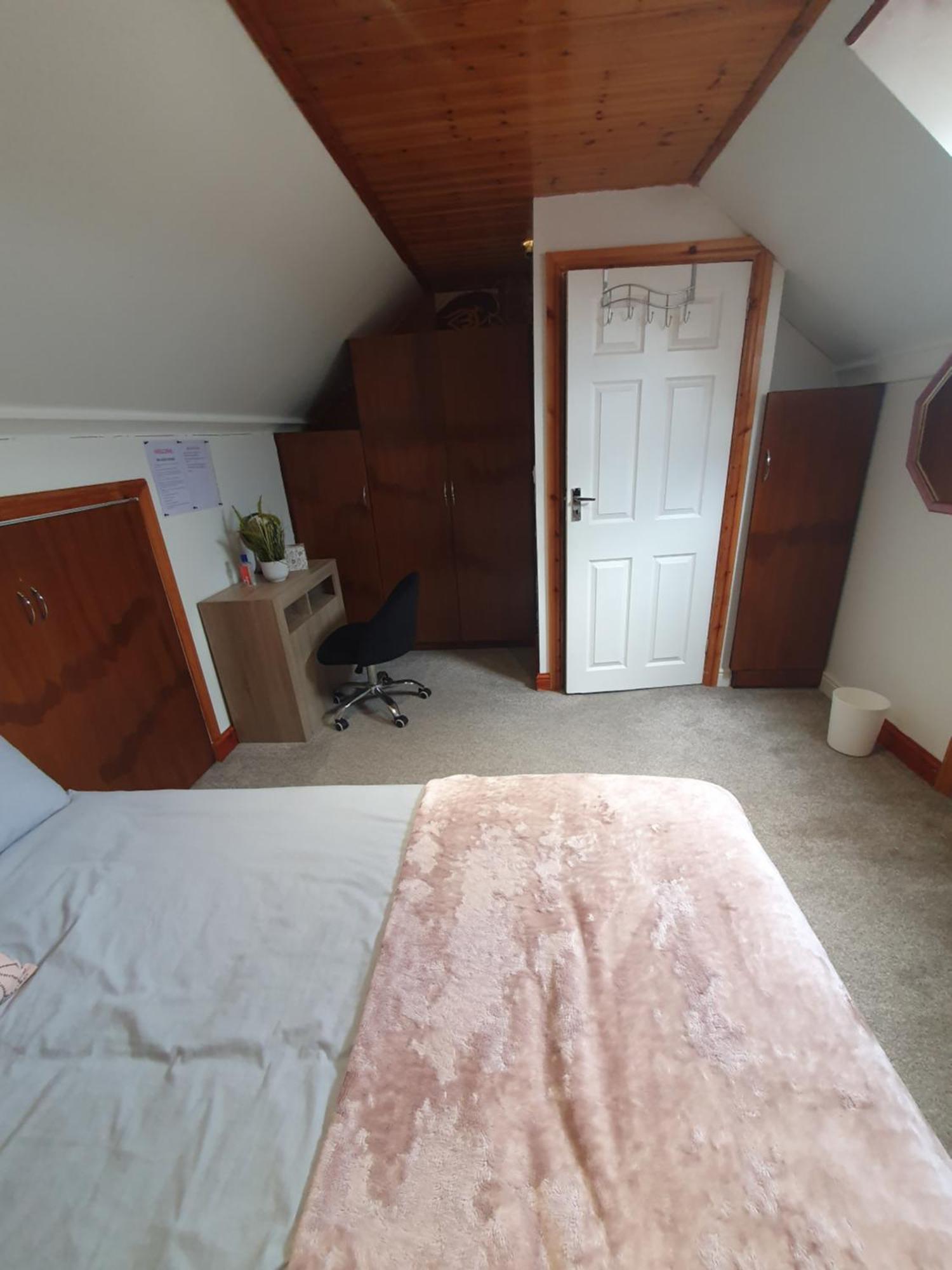 Private Double In * Cardiff