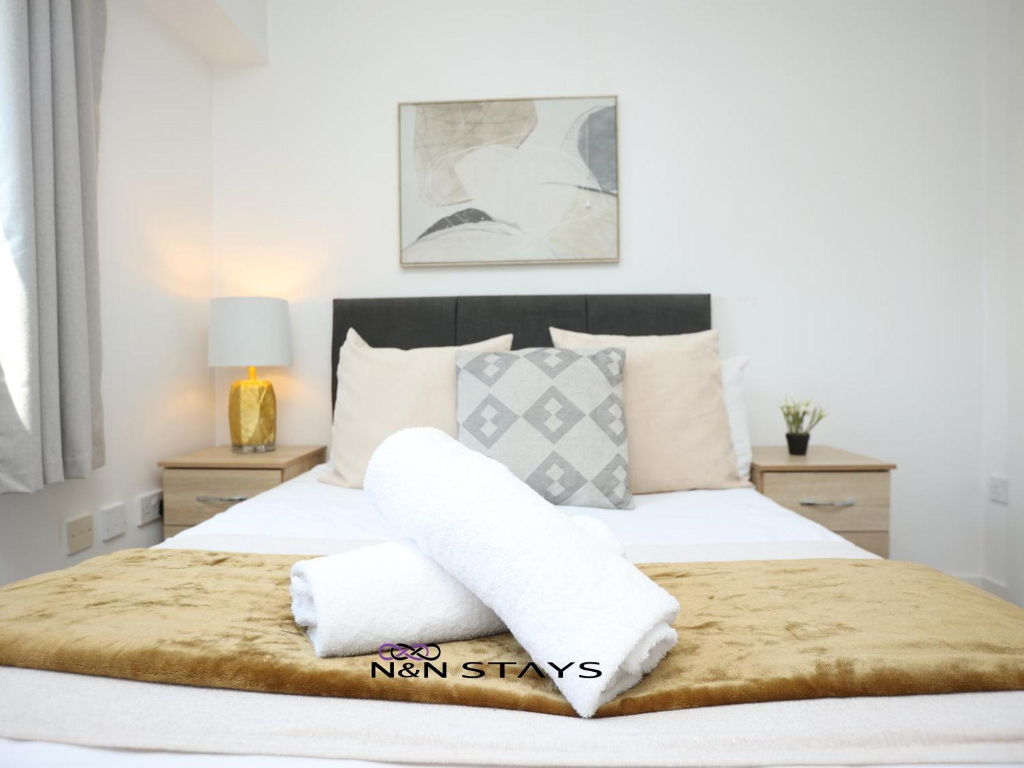 Queen Street Executive By N And N Stays, Close To Centre, Restaurants And Shops, Secure Private Parking, Perfect Location While Visiting For Work Or A Short Break *