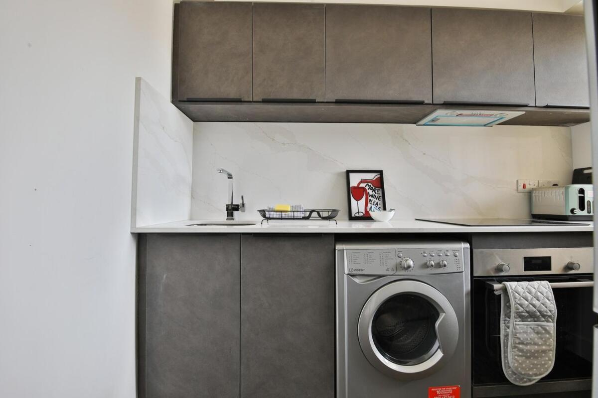Apartment Roath Park Supermarket, Restaurants & Parking *