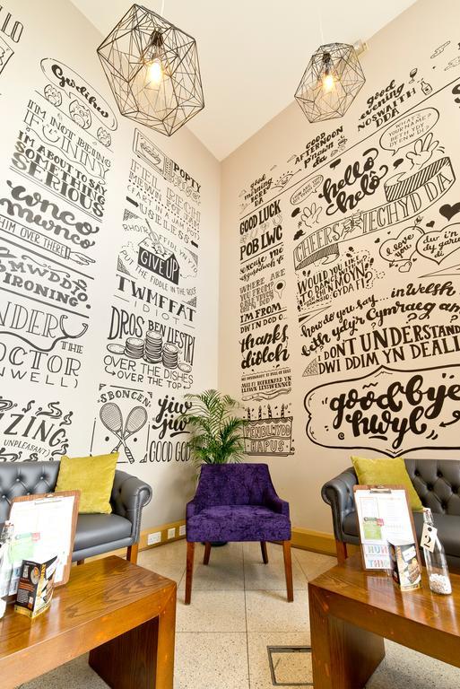 Yha Hostel *