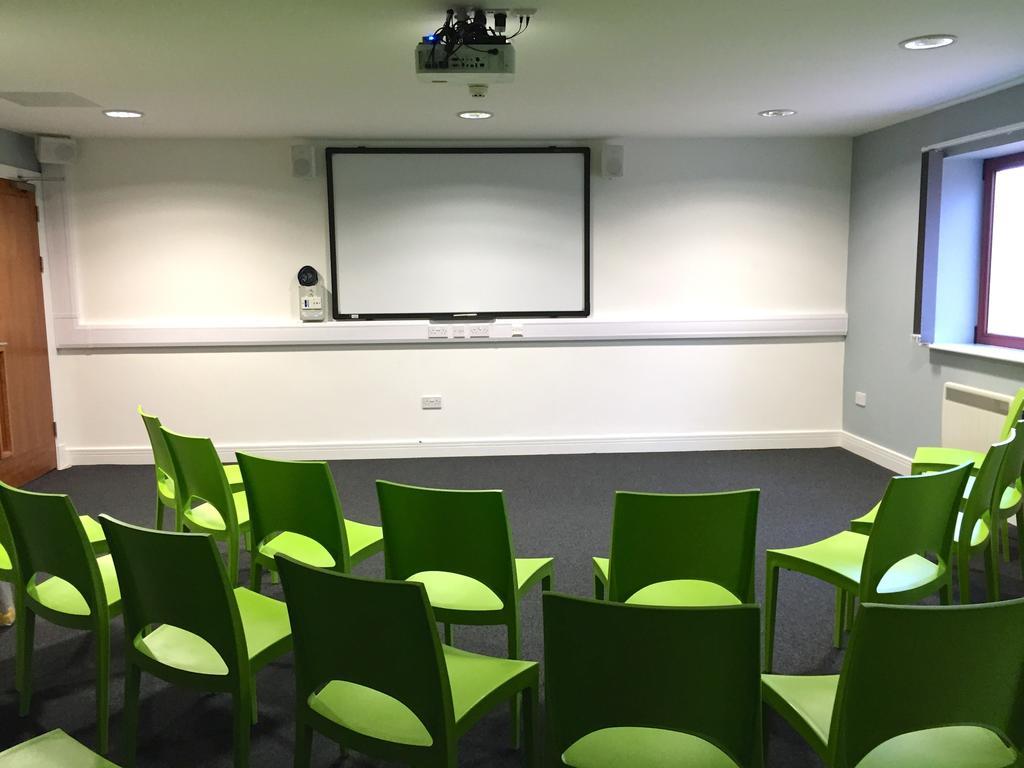 Hostel Yha Cardiff