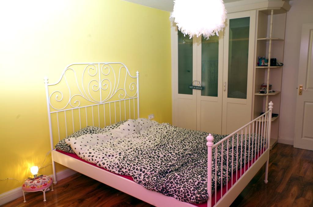 Holiday home Au Coin Des Couleurs *