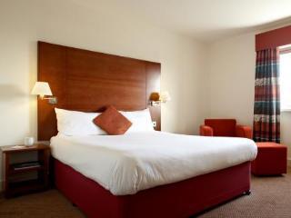 Yha Hostel *