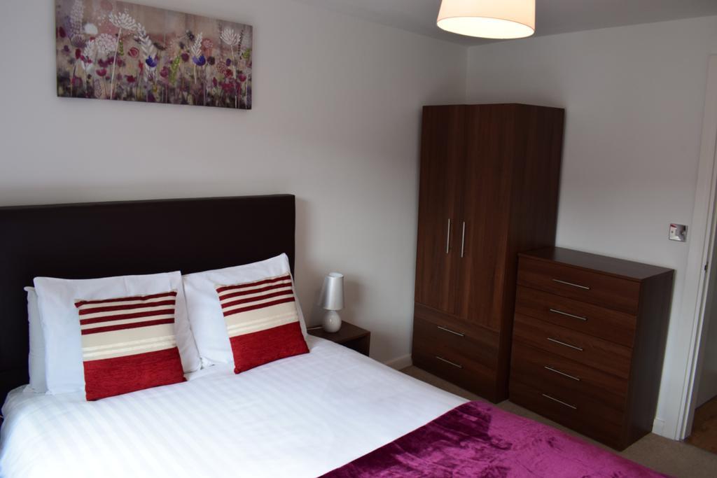 Sky Night Serviced Cardiff