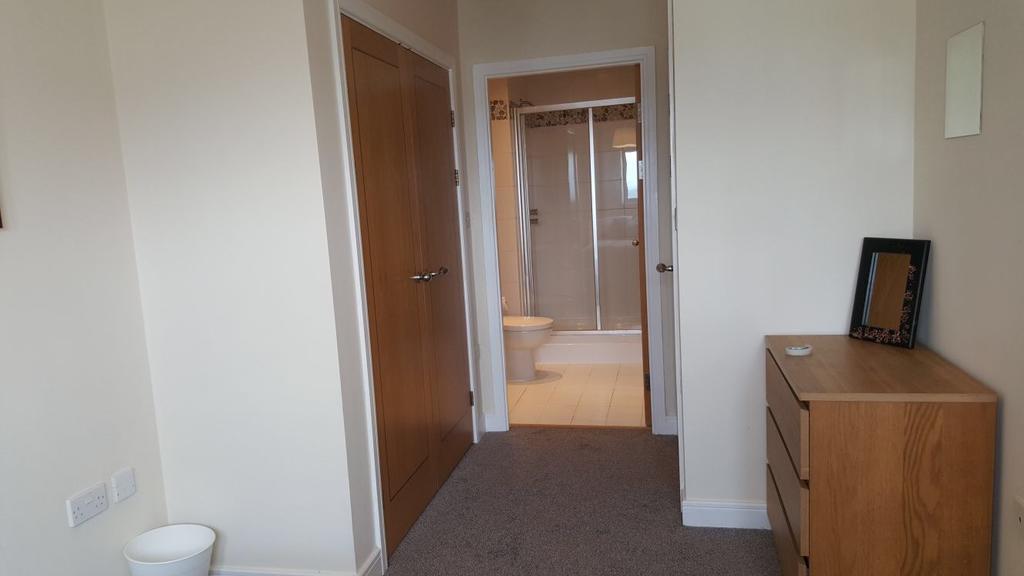 Sky Night Serviced Apartment *