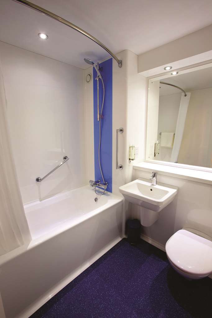 Hotel Travelodge Llanedeyrn Cardiff