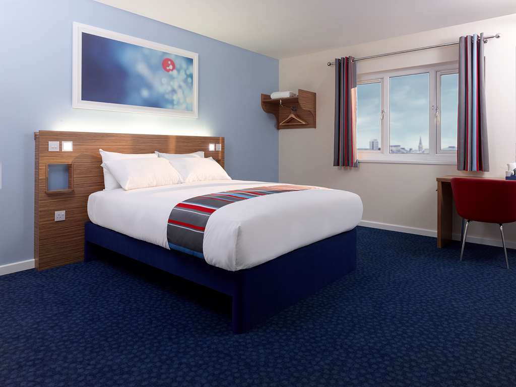 Travelodge Llanedeyrn Cardiff