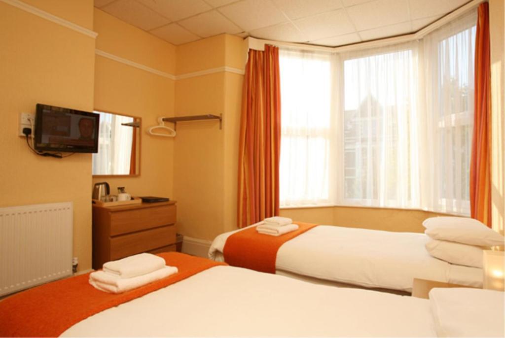The Avala 3*