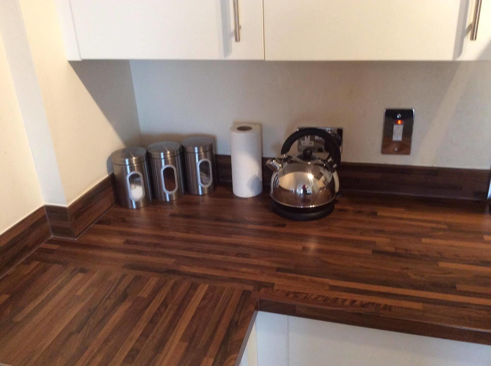 Riverbank Penthouse And Apartment Cardiff