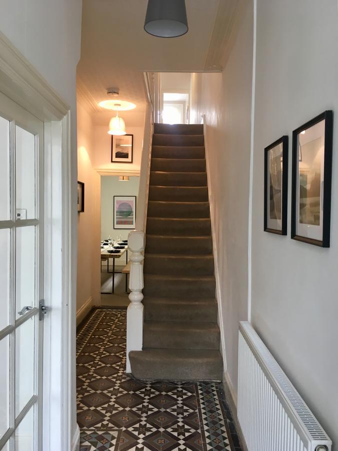 Edwardian Centre House For Big Groups, Offroad Parking & Hot Tub! *