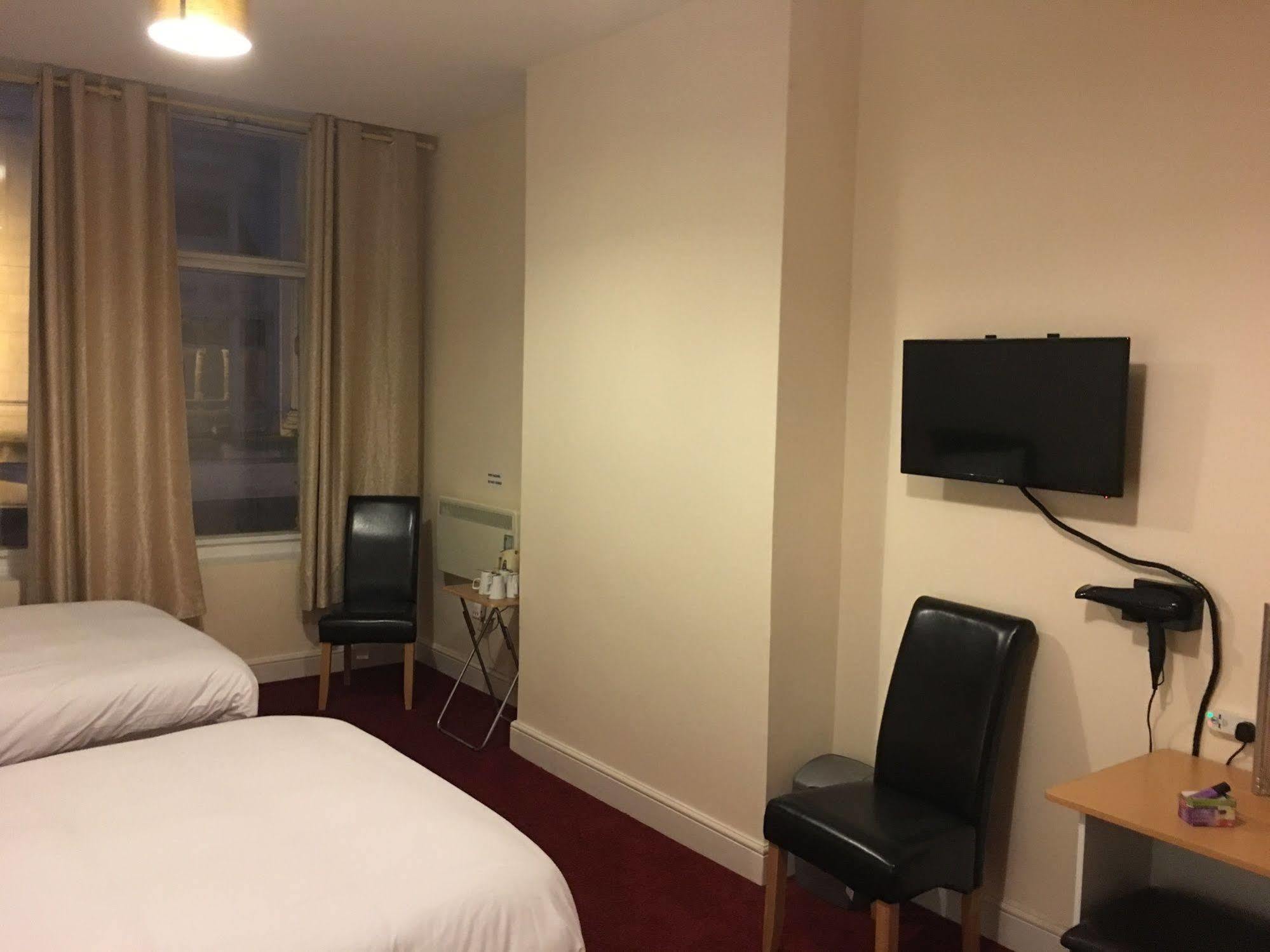 Hotel Ml Cardiff