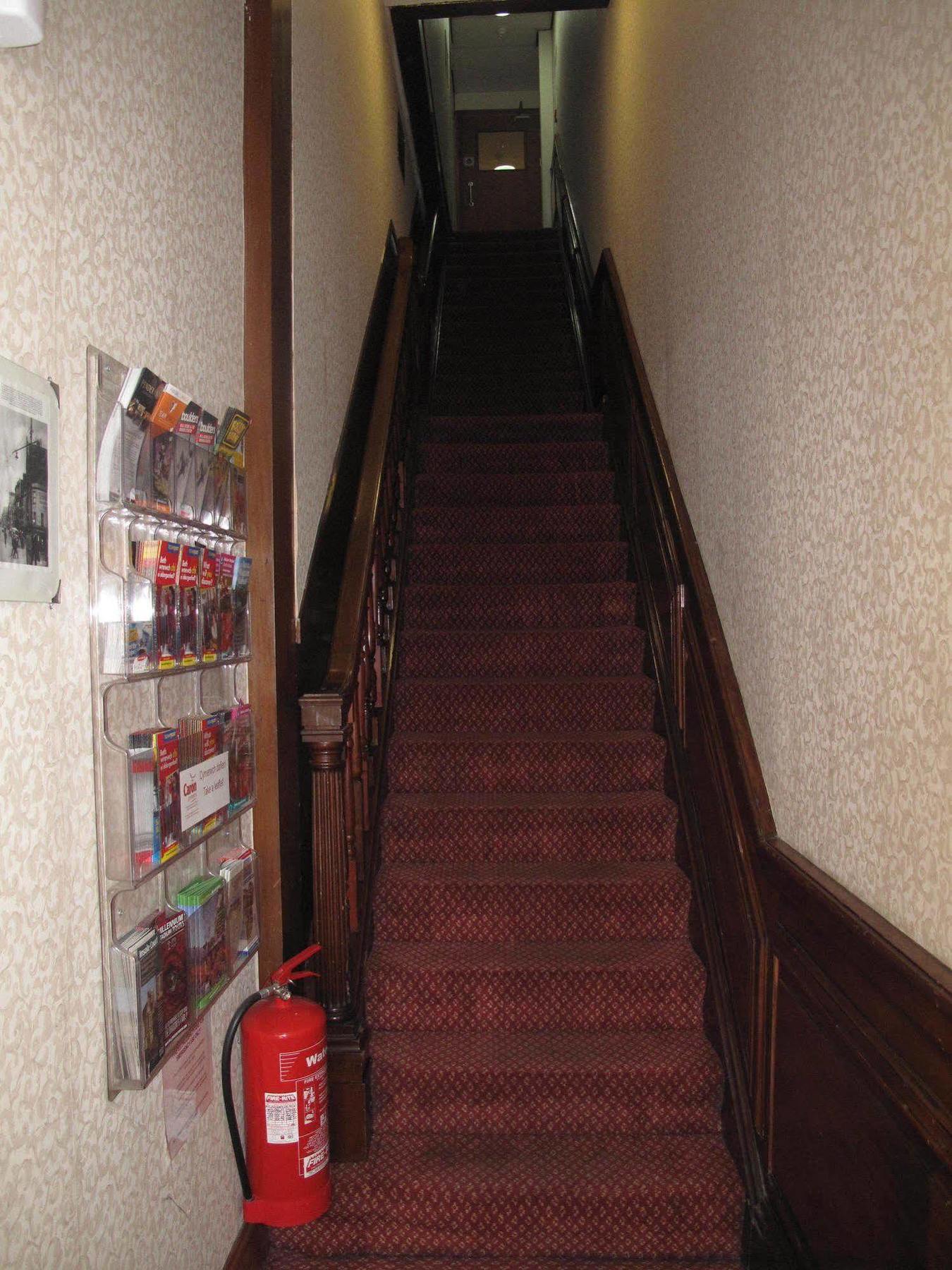 Ml Hotel