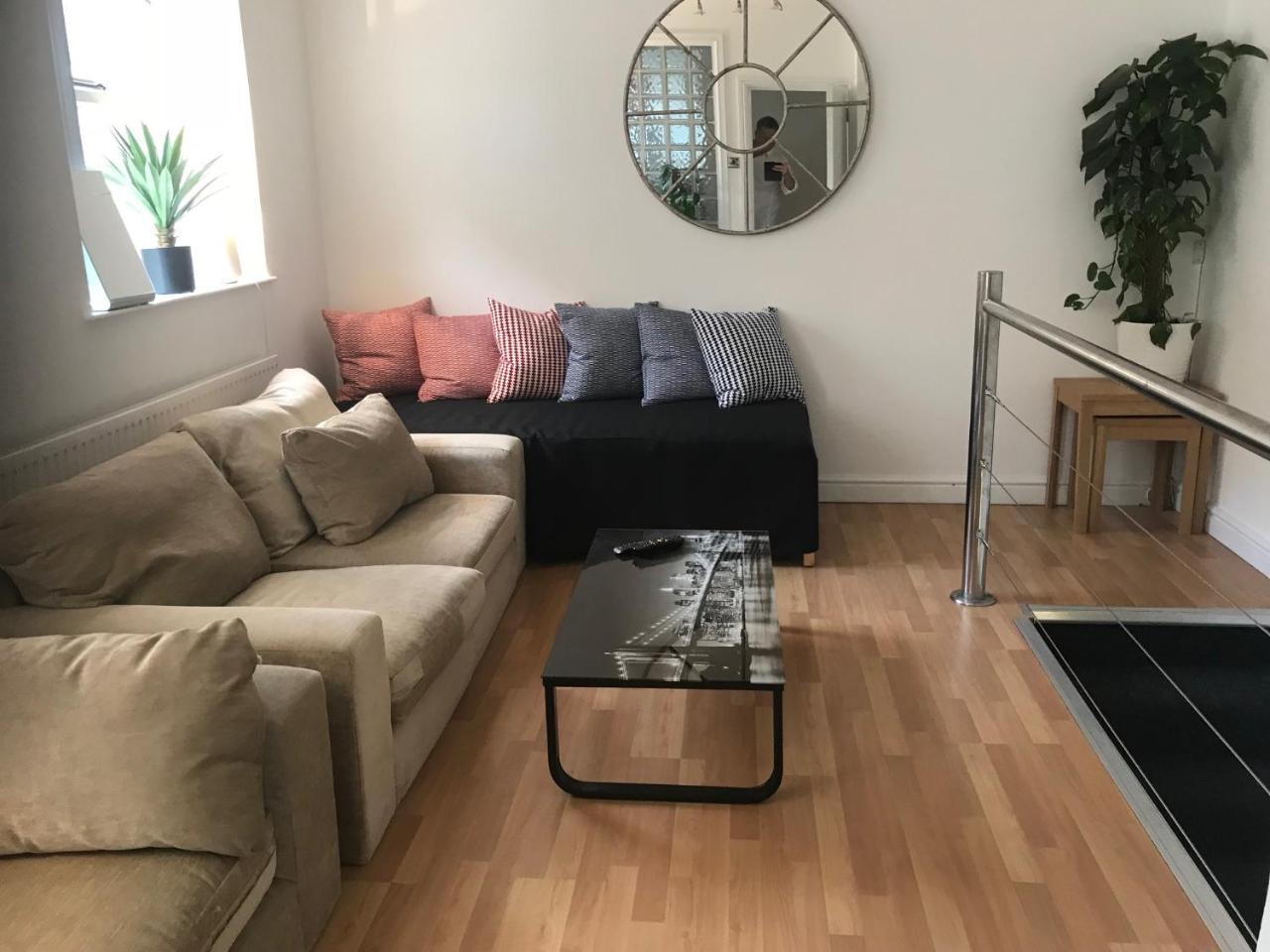 Apartment 1 Fitzhamon Embankment Opposite Principality Stadium - Long Offer *