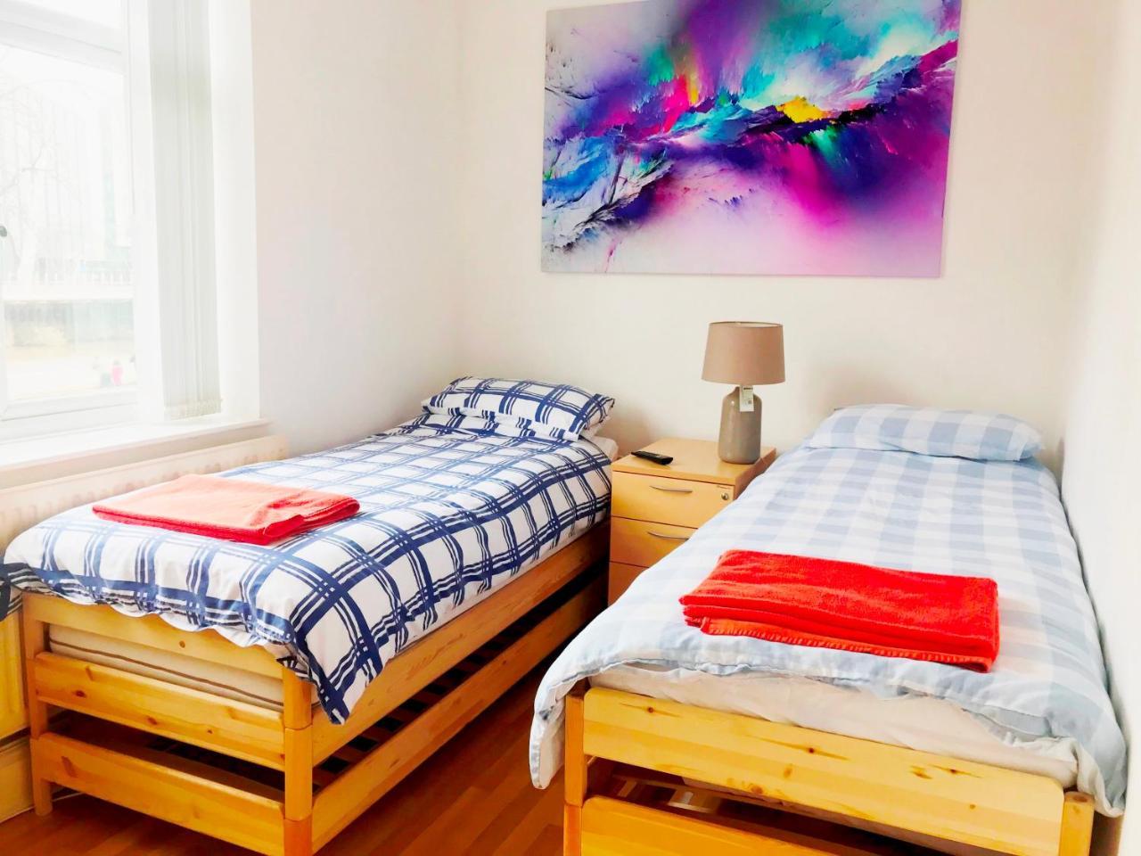 1 Fitzhamon Embankment Opposite Principality Stadium - Long Offer Apartment Cardiff