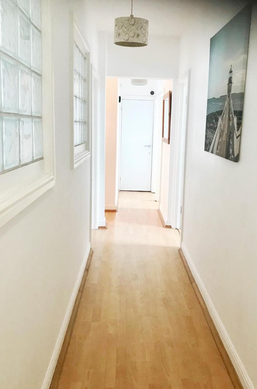 Apartment 1 Fitzhamon Embankment Opposite Principality Stadium - Long Offer *