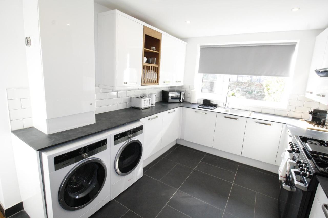 Luxurious 4-bed Victorian In The Heart Of *