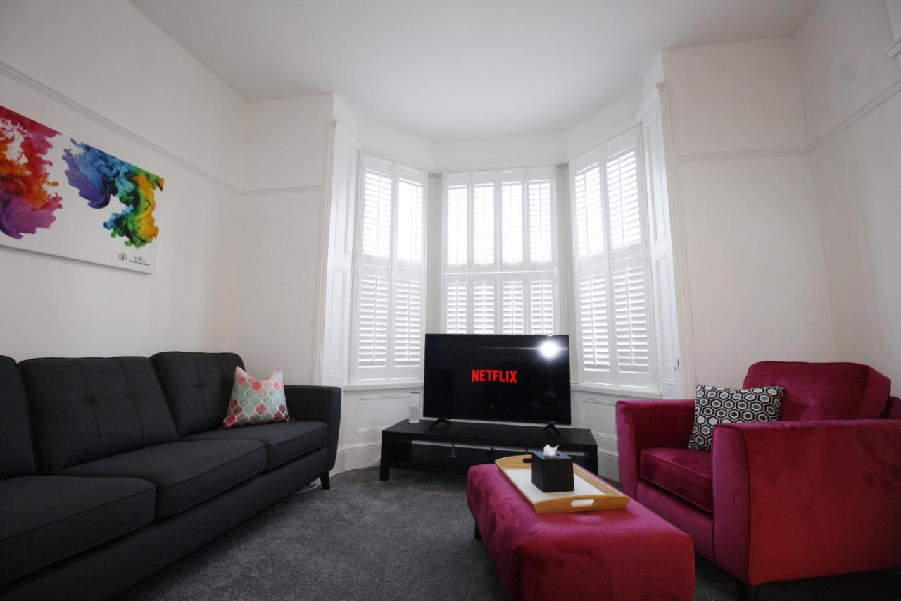Holiday home Luxurious 4-bed Victorian In The Heart Of *
