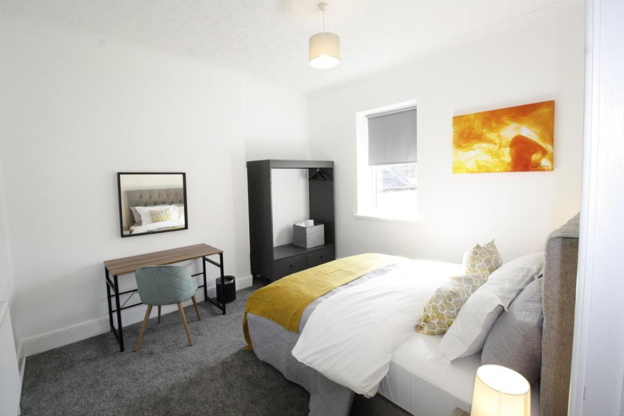 Luxurious 4-bed Victorian In The Heart Of *