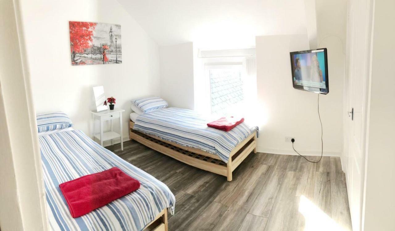 3 Fitzhamon Embankment Opposite Principality Stadium - Long Offer Apartment