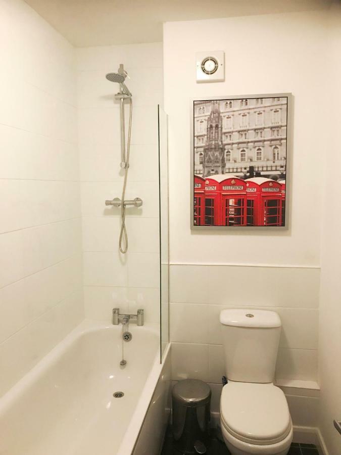 Apartment 3 Fitzhamon Embankment Opposite Principality Stadium - Long Offer Cardiff