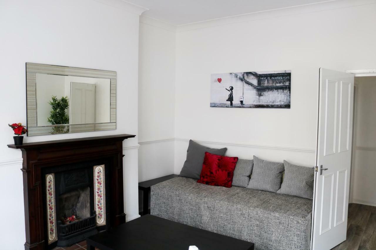 Apartment 3 Fitzhamon Embankment Opposite Principality Stadium - Long Offer Cardiff