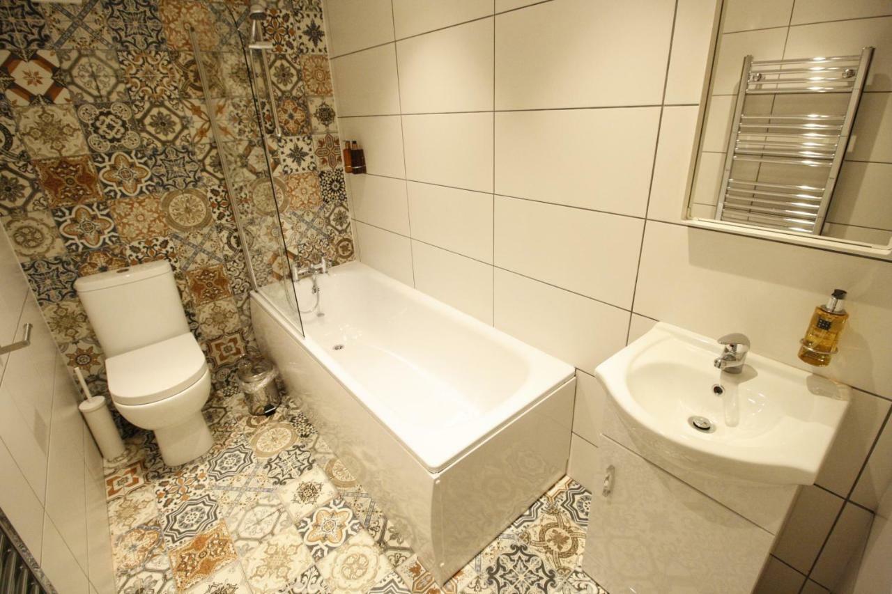 Willow Serviced - 22 Cardiff