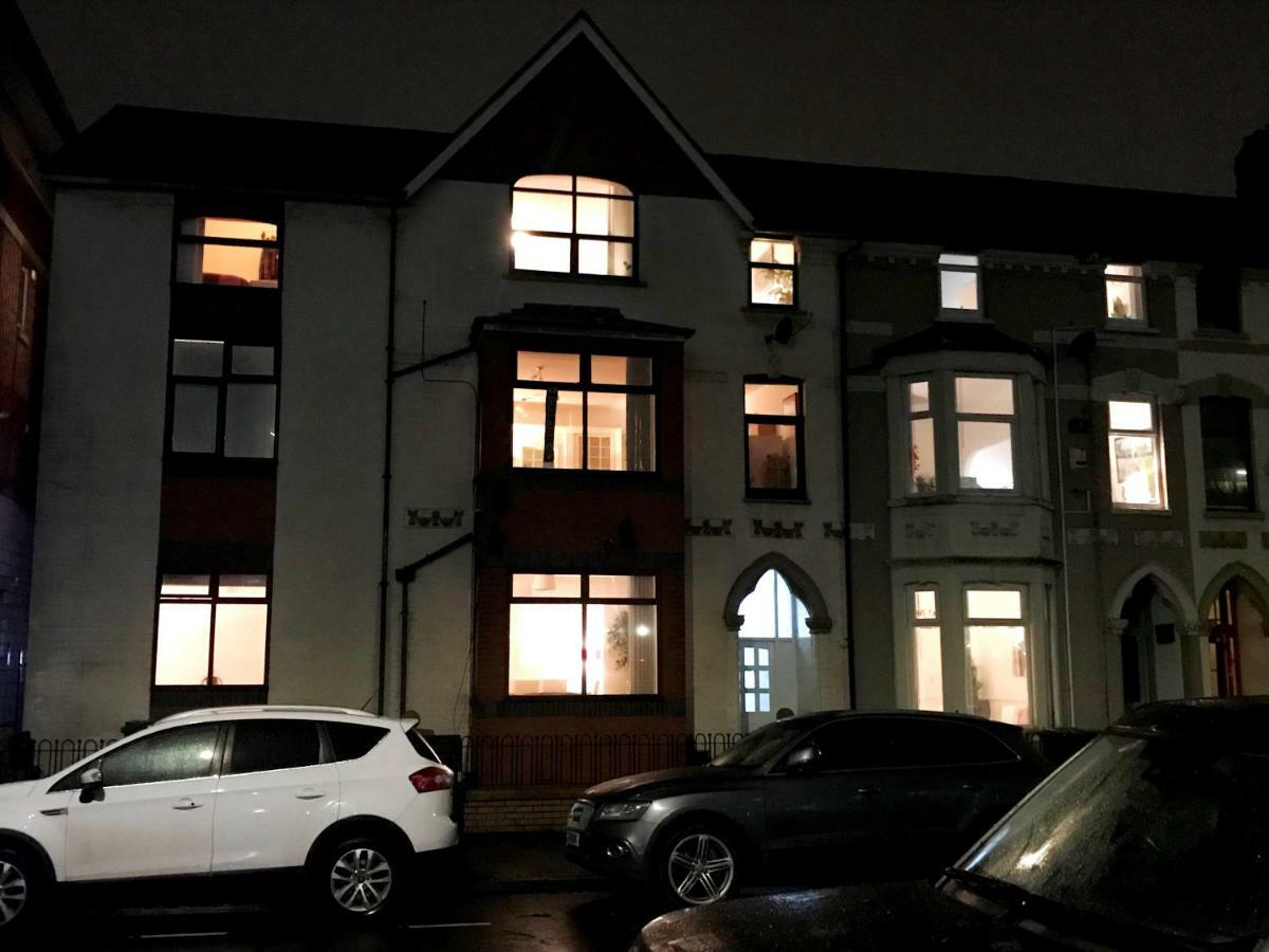 Apartment 1 Fitzhamon Embankment Opposite Principality Stadium - Long Offer *