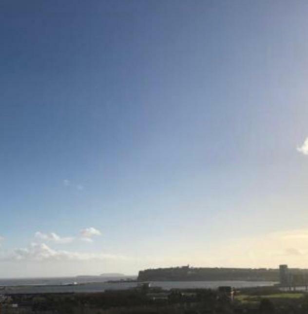 Riverbank Penthouse And * Cardiff