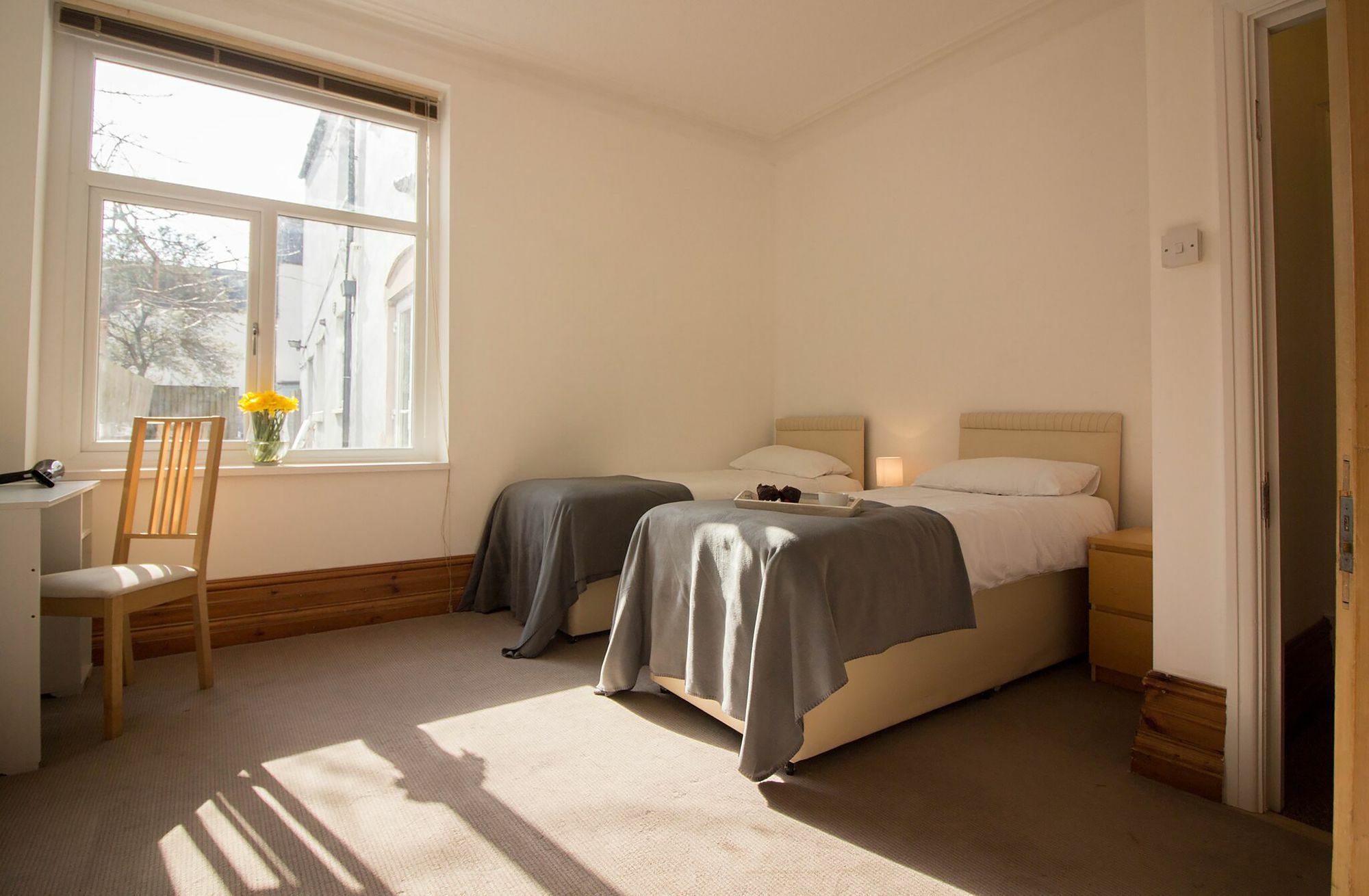 Diamond - Dalmore House Apartment