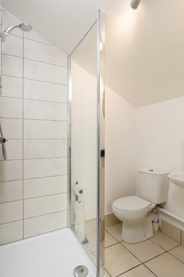 House For Families Or Groups Near Centre * Cardiff