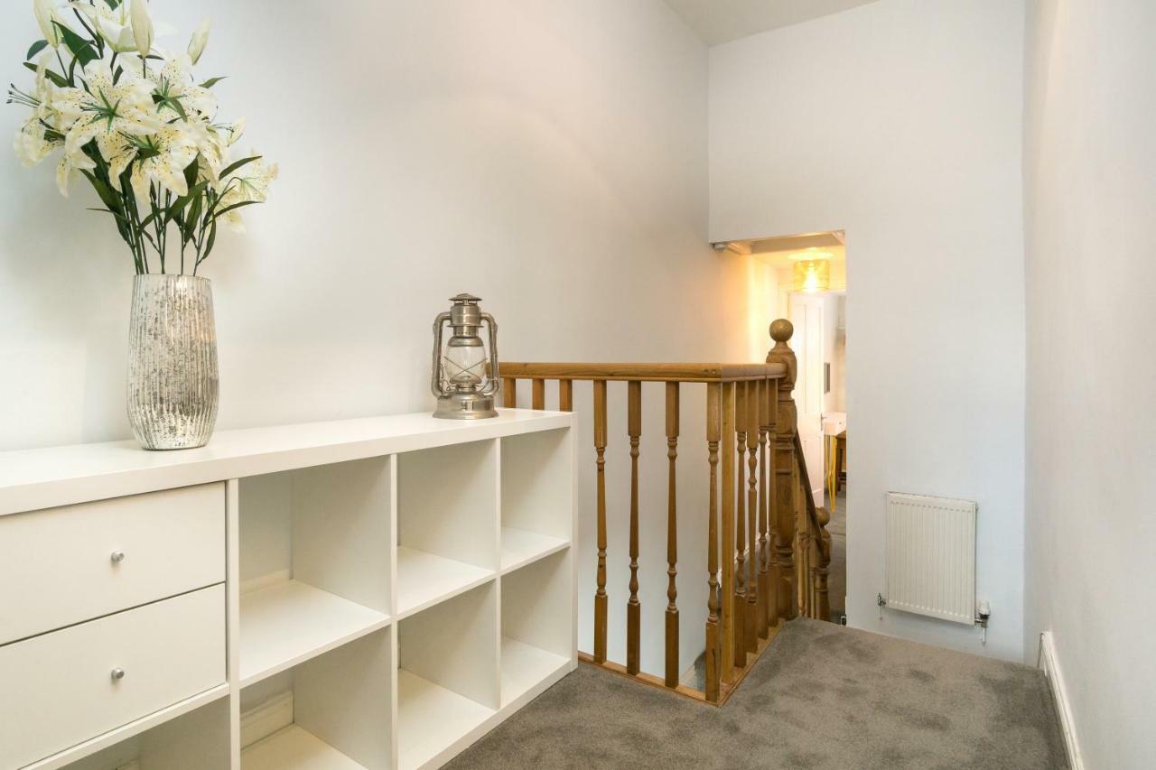 House For Families Or Groups Near Centre Holiday home *
