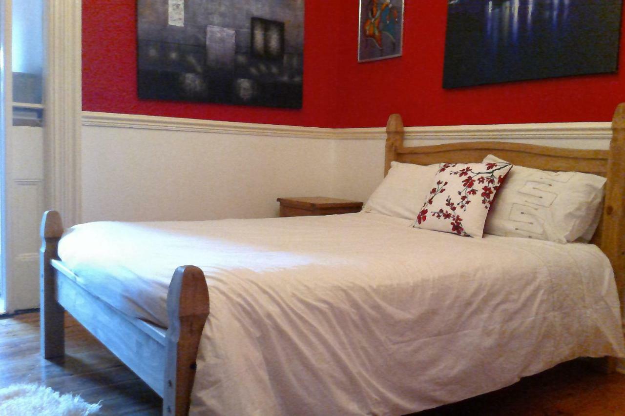 Beautiful Victorian House Guest house Cardiff