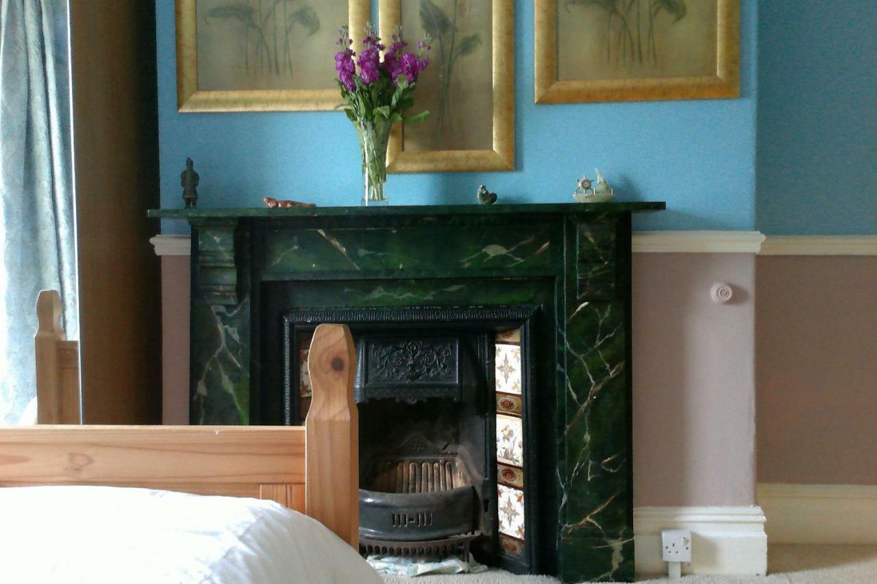 Guest house Beautiful Victorian House Cardiff