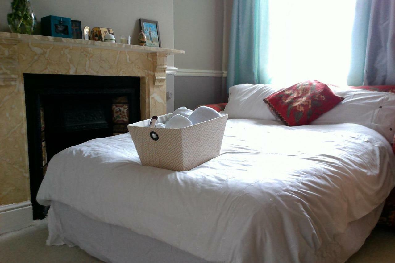 Beautiful Victorian House 5*